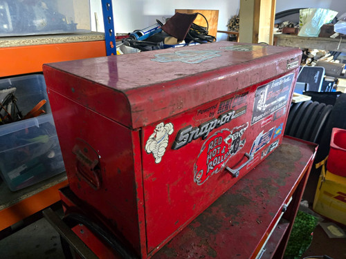 Snap red metal - snap-on, chest